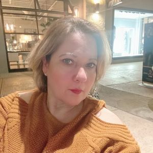 Meet your Posher, Rosangel